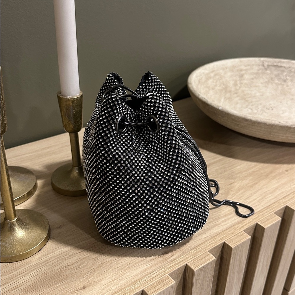 La Regale Black and White Mini Drawstring Bag - Picture 12 of 13